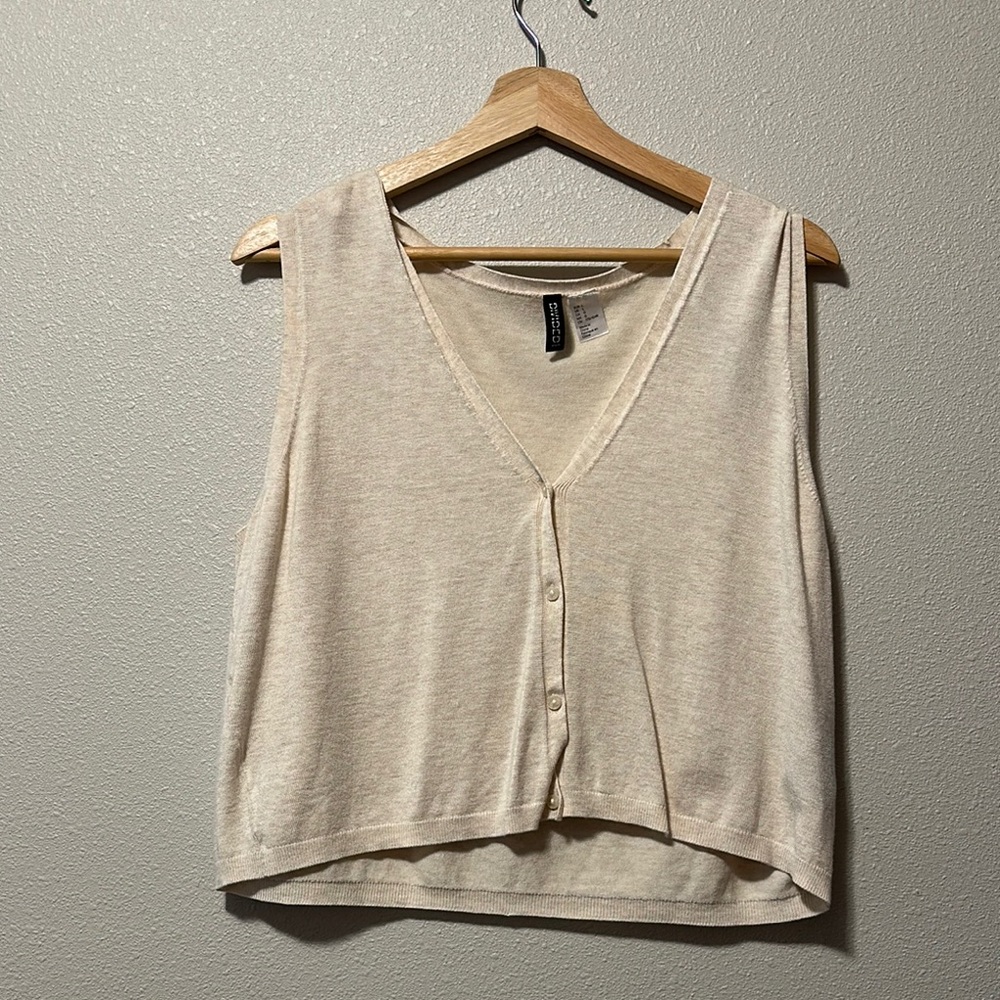 H&M Cream Sleeveless Top